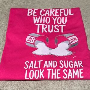 Gildan Pink Short Sleeve Tee